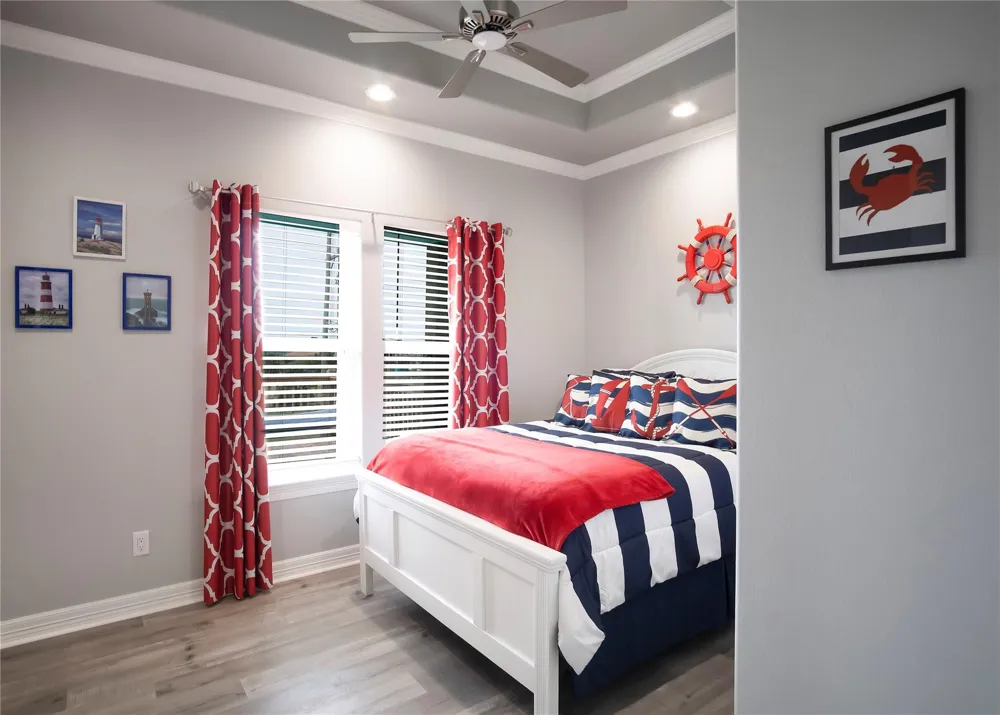 886 Sandollar Crystal Beach, TX 77650