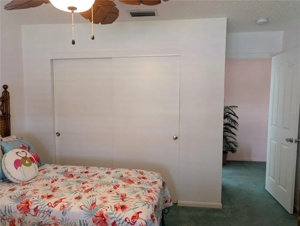 9204 36TH WAY #6 Pinellas Park, FL 33782