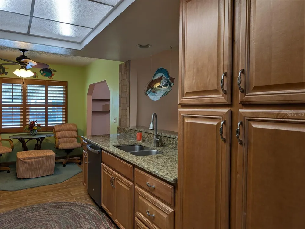 9204 36TH WAY #6 Pinellas Park, FL 33782