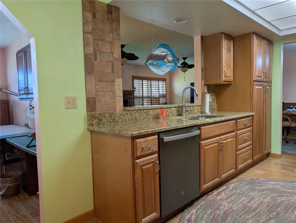 9204 36TH WAY #6 Pinellas Park, FL 33782