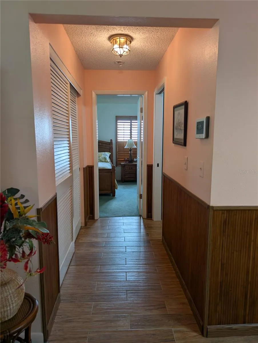 9204 36TH WAY #6 Pinellas Park, FL 33782