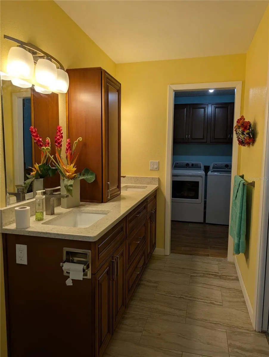 9204 36TH WAY #6 Pinellas Park, FL 33782