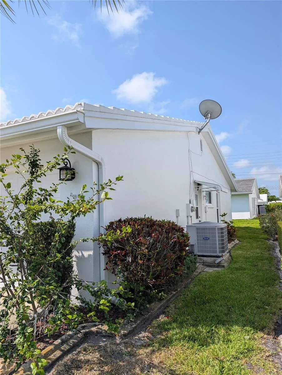 9204 36TH WAY #6 Pinellas Park, FL 33782