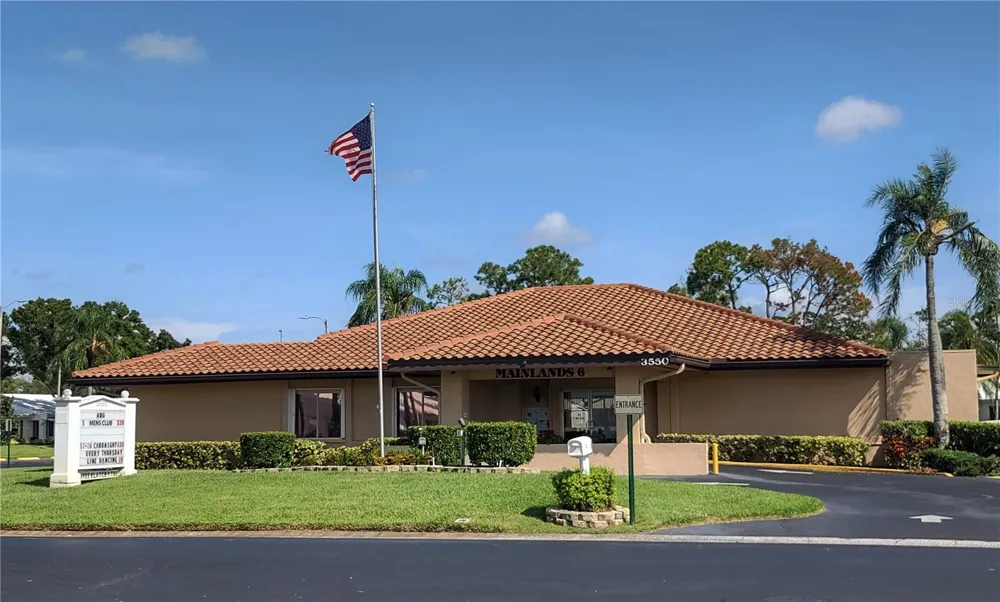 9204 36TH WAY #6 Pinellas Park, FL 33782