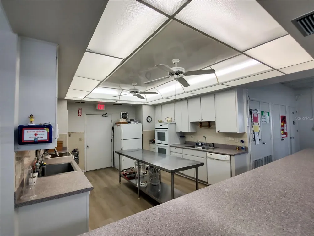 9204 36TH WAY #6 Pinellas Park, FL 33782