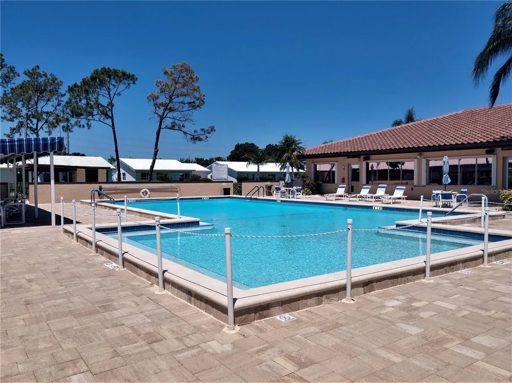 9204 36TH WAY #6 Pinellas Park, FL 33782
