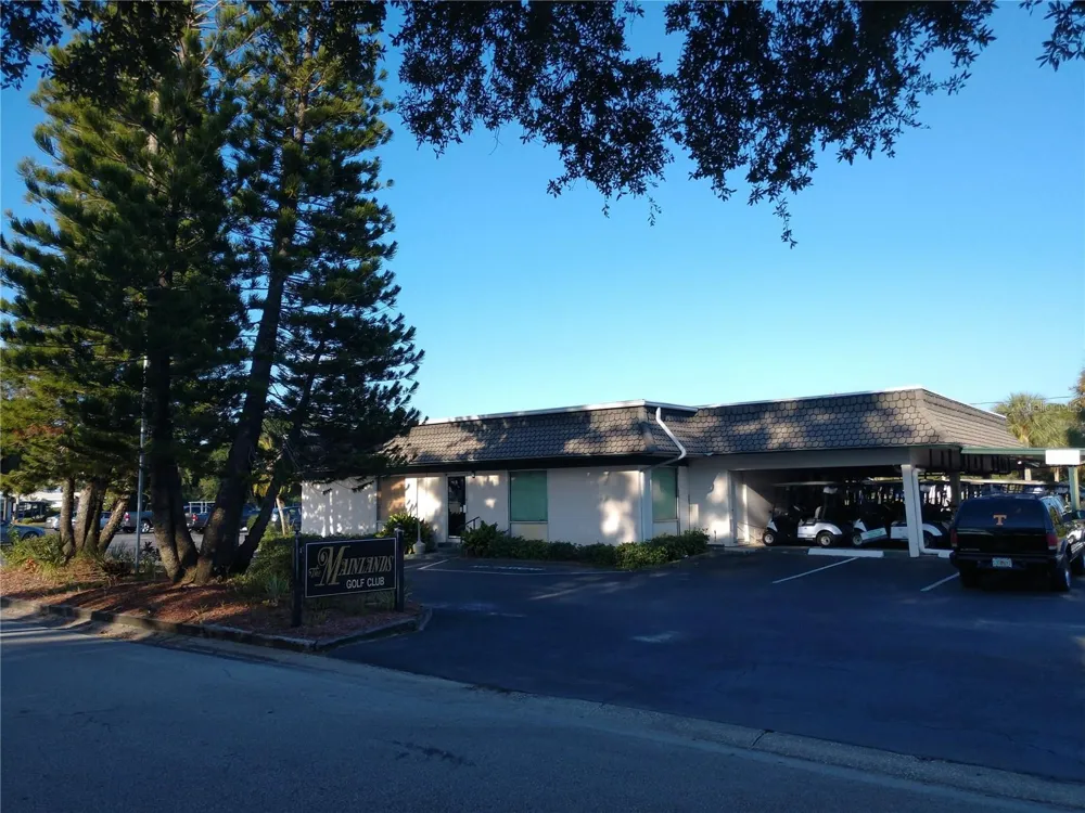9204 36TH WAY #6 Pinellas Park, FL 33782