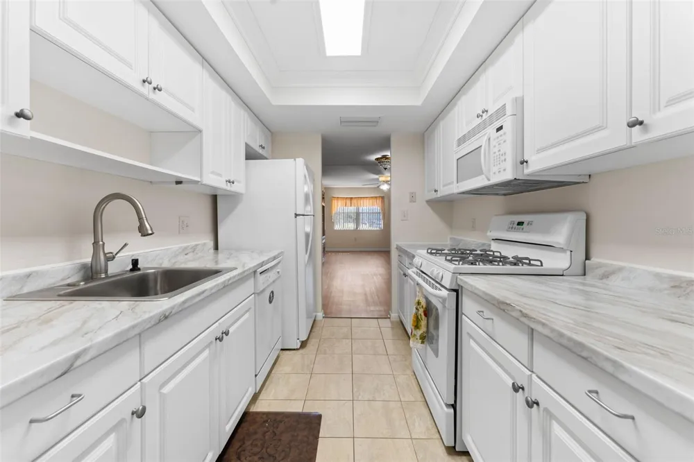 1950 59TH AVENUE #114 St Petersburg, FL 33714