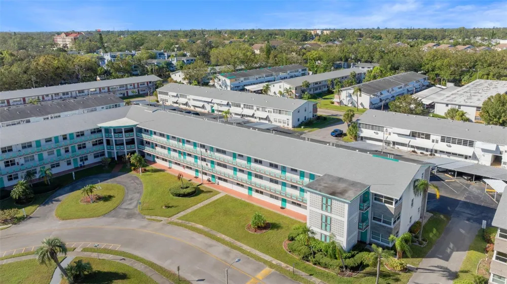 1950 59TH AVENUE #114 St Petersburg, FL 33714