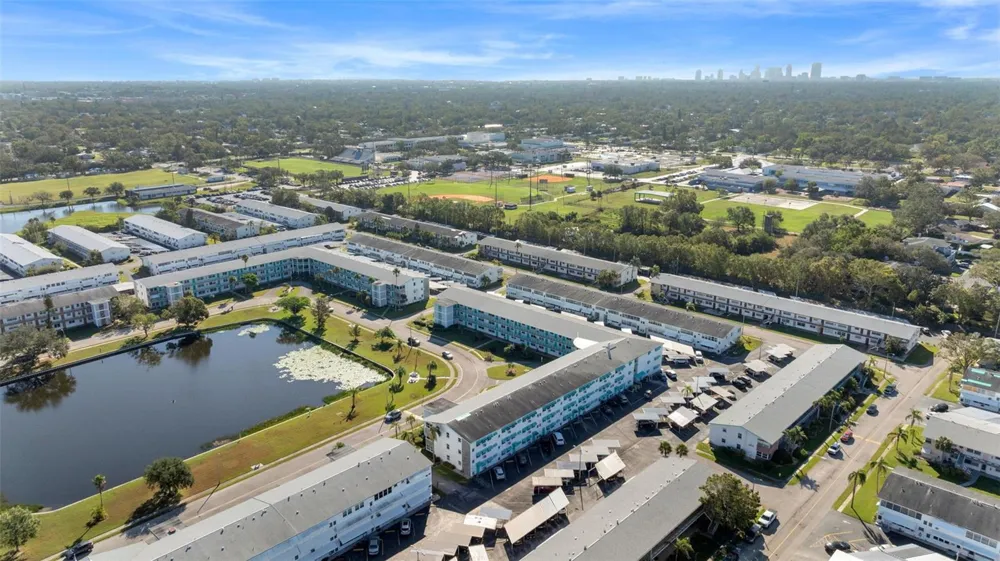 1950 59TH AVENUE #114 St Petersburg, FL 33714