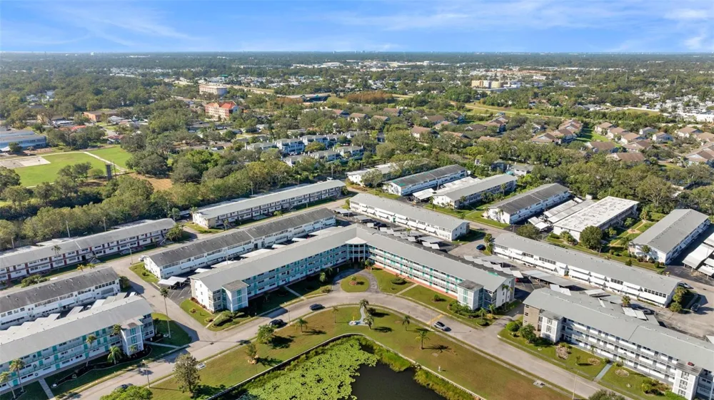 1950 59TH AVENUE #114 St Petersburg, FL 33714