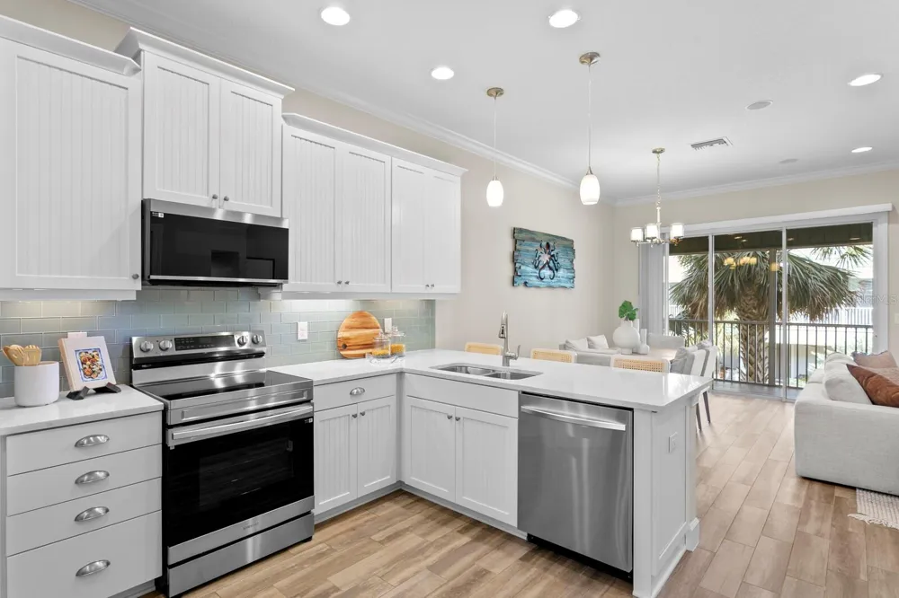 3207 NAUTICAL PLACE S St Petersburg, FL 33712