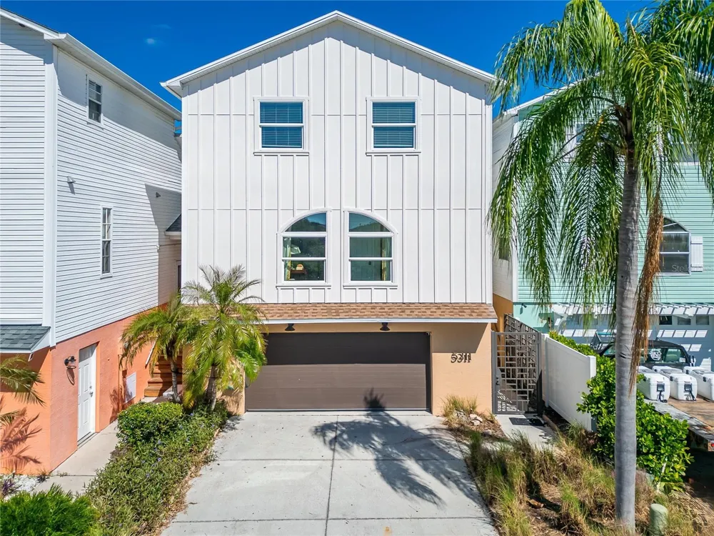5311 BOARDWALK STREET Holiday, FL 34690