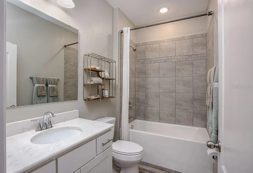 8623 OAKSTONE CIRCLE Leesburg, FL 34788