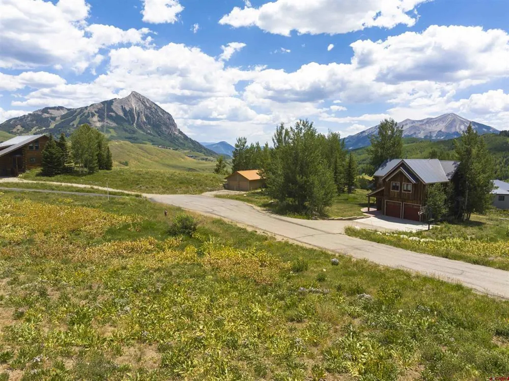 39 East Lane Crested Butte, CO 81224