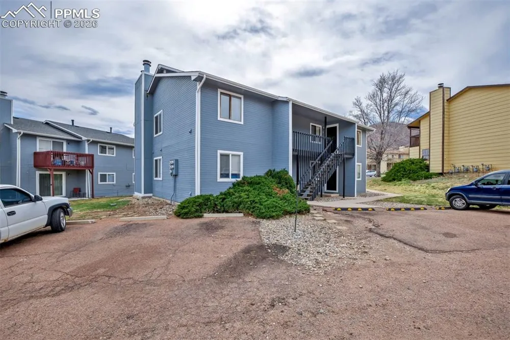 6935 Peyote Way Colorado Springs, CO 80919