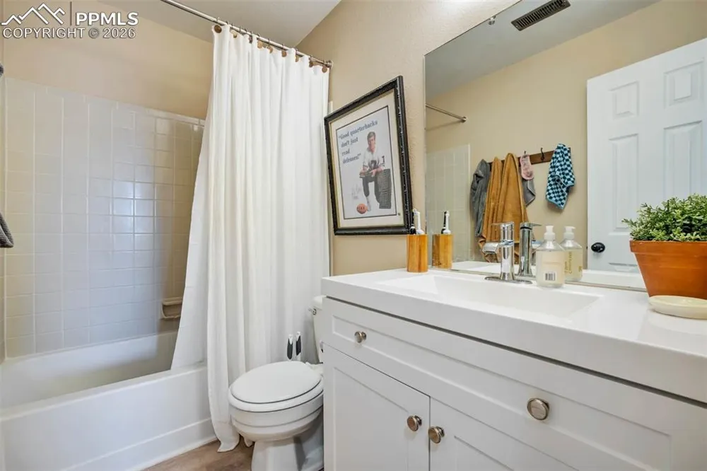 6935 Peyote Way Colorado Springs, CO 80919