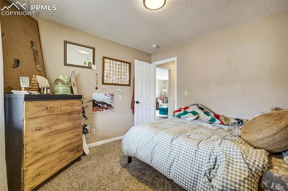 6935 Peyote Way Colorado Springs, CO 80919