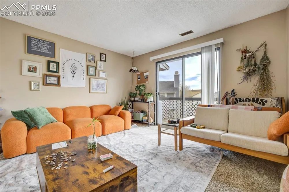 6935 Peyote Way Colorado Springs, CO 80919