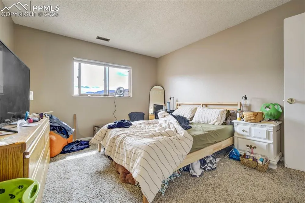 6935 Peyote Way Colorado Springs, CO 80919