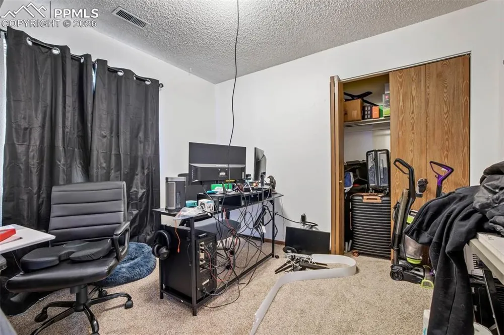 6935 Peyote Way Colorado Springs, CO 80919