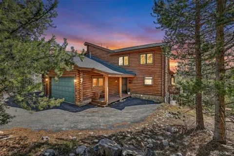 324 Black Hawk Circle