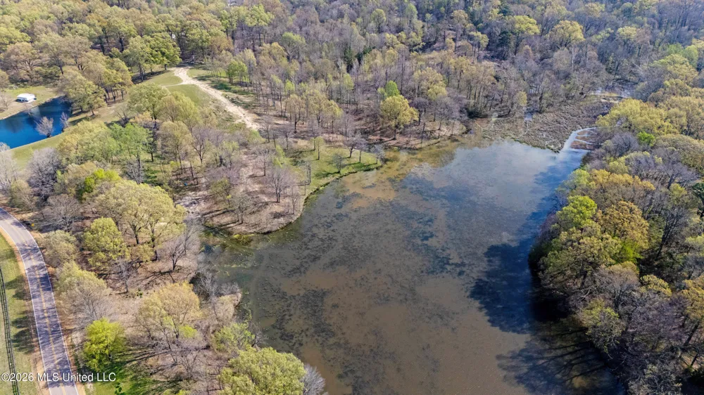 4234 Delta View Road Lake Cormorant, MS 38641