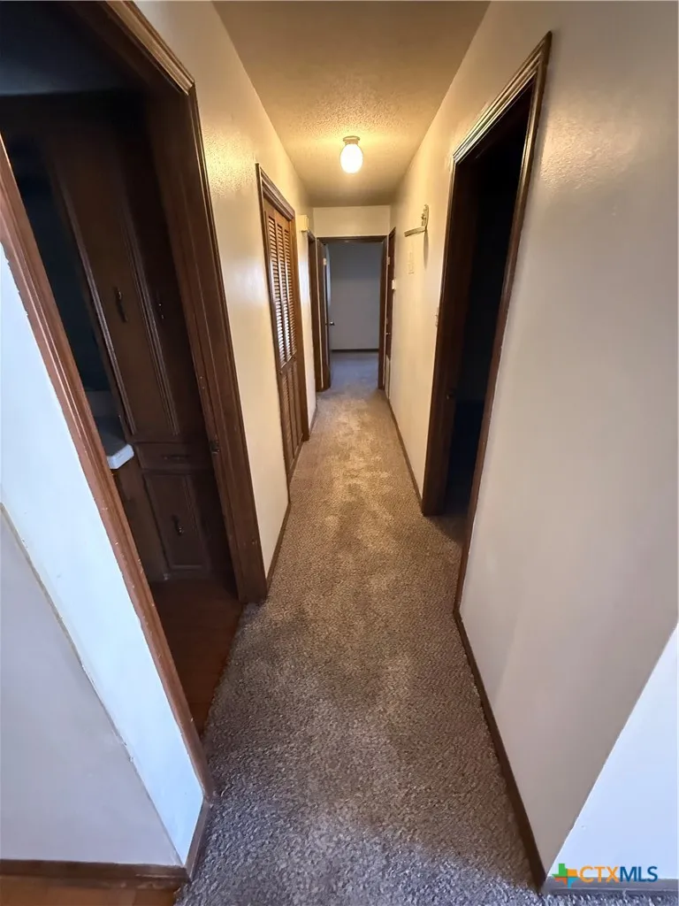 608 King Arthur Street Victoria, TX 77904