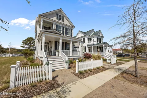365 E Harborside Road