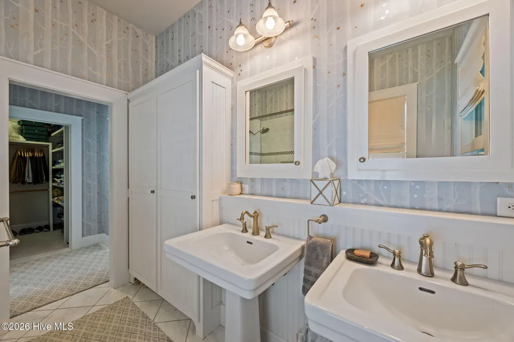 365 E Harborside Road Oriental, NC 28571