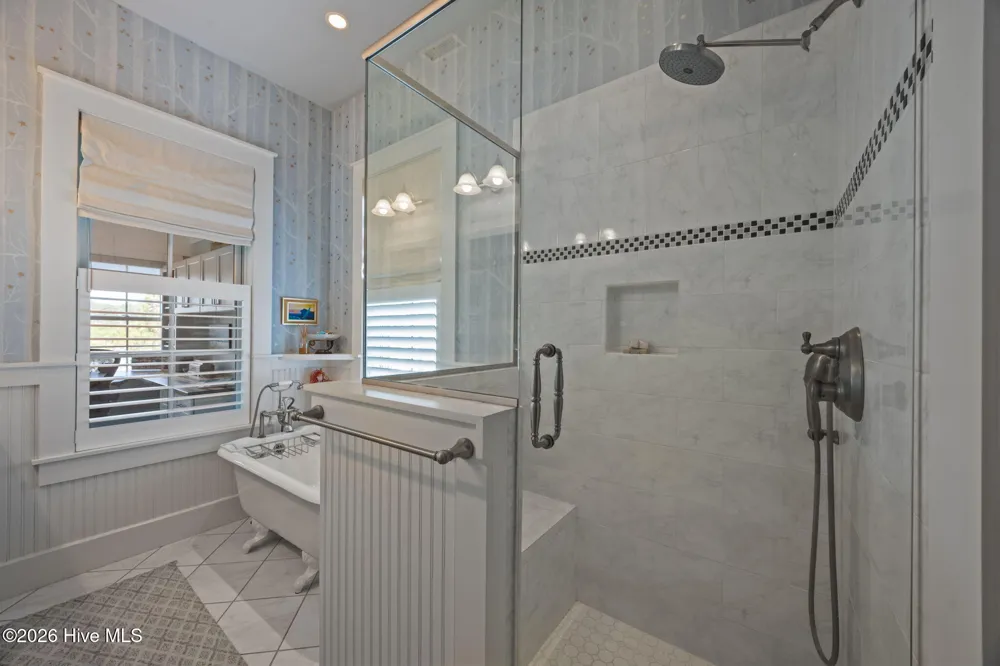 365 E Harborside Road Oriental, NC 28571