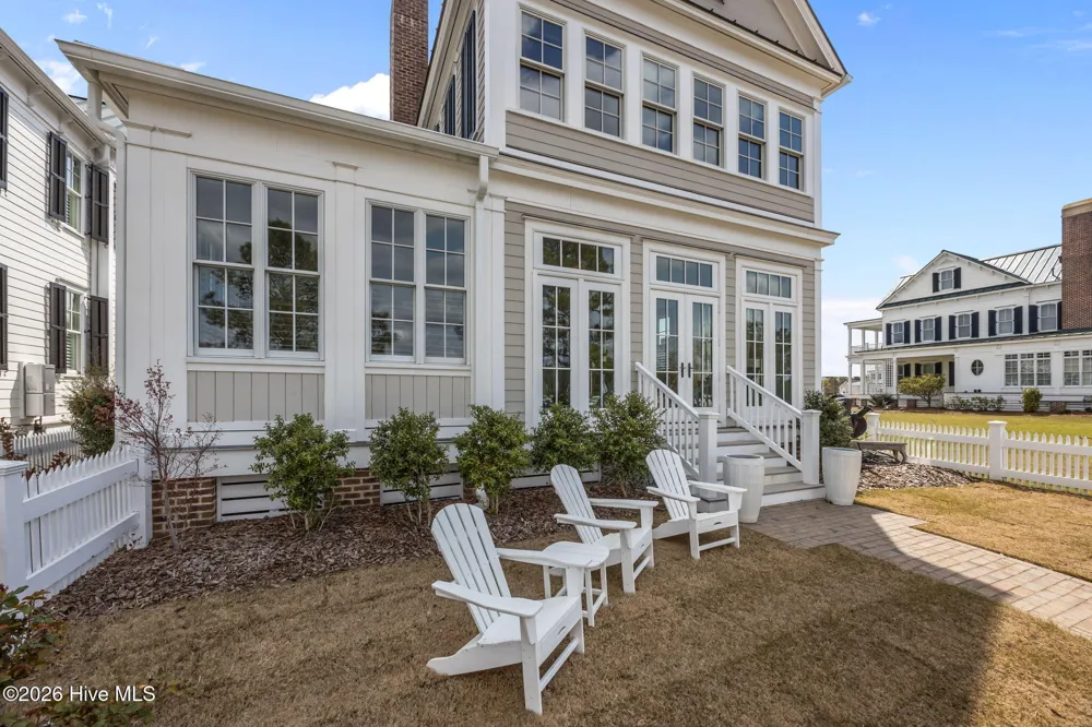 365 E Harborside Road Oriental, NC 28571