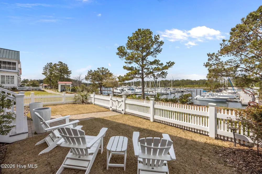 365 E Harborside Road Oriental, NC 28571