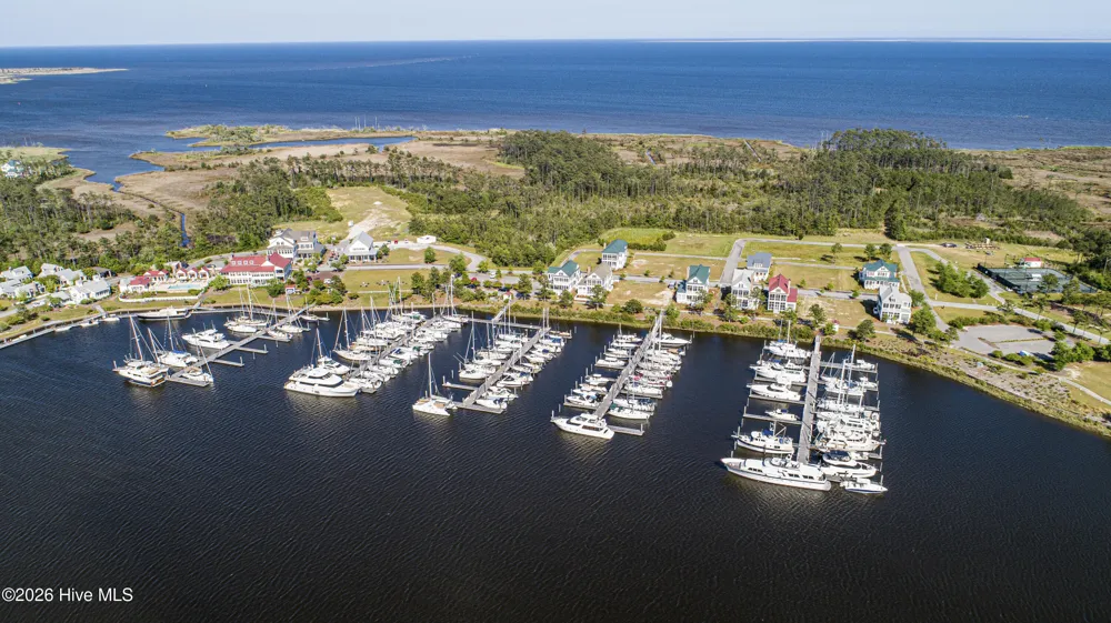 365 E Harborside Road Oriental, NC 28571