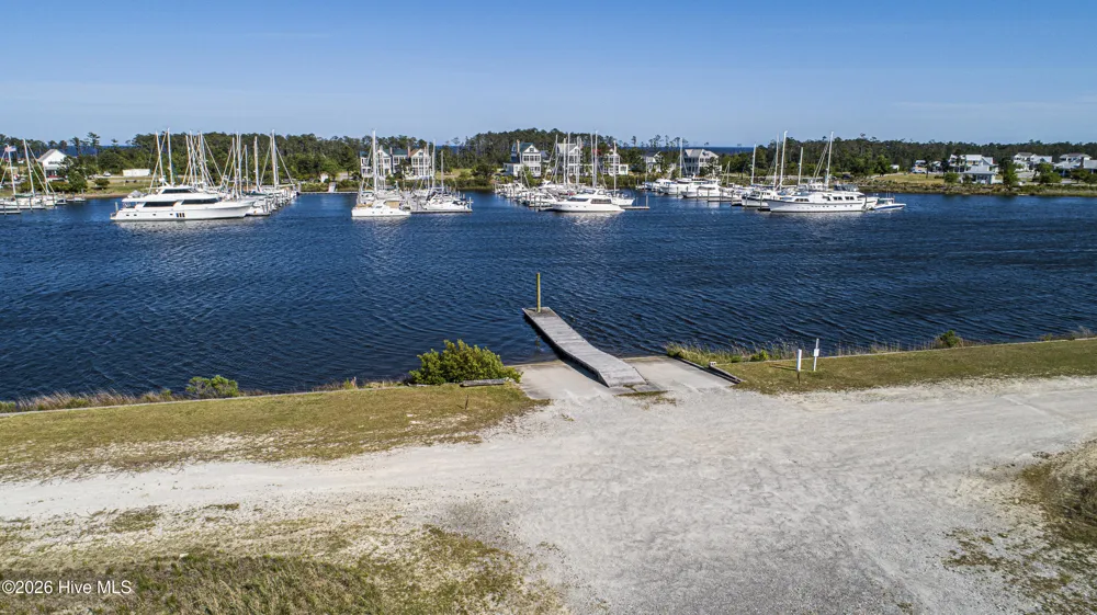 365 E Harborside Road Oriental, NC 28571