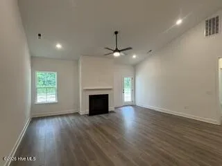 322 Eastwood Drive Wallace, NC 28466