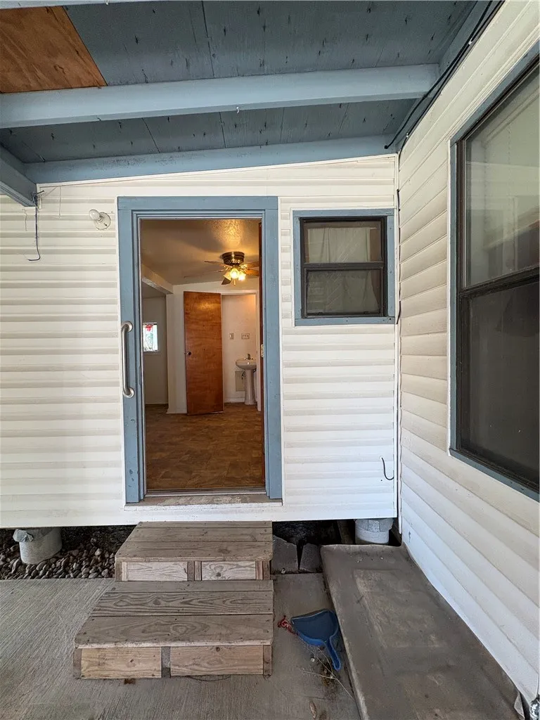 1203 14th Street Corpus Christi, TX 78404