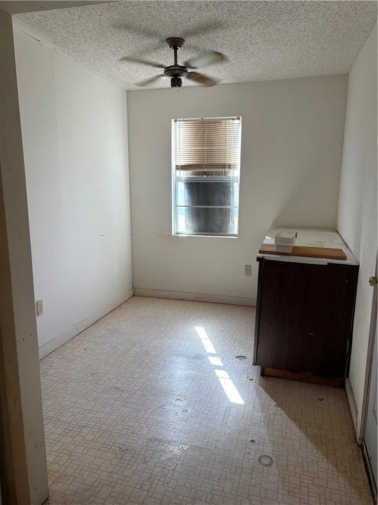 1203 14th Street Corpus Christi, TX 78404