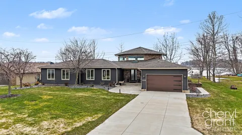 7022 Strawberry Lane