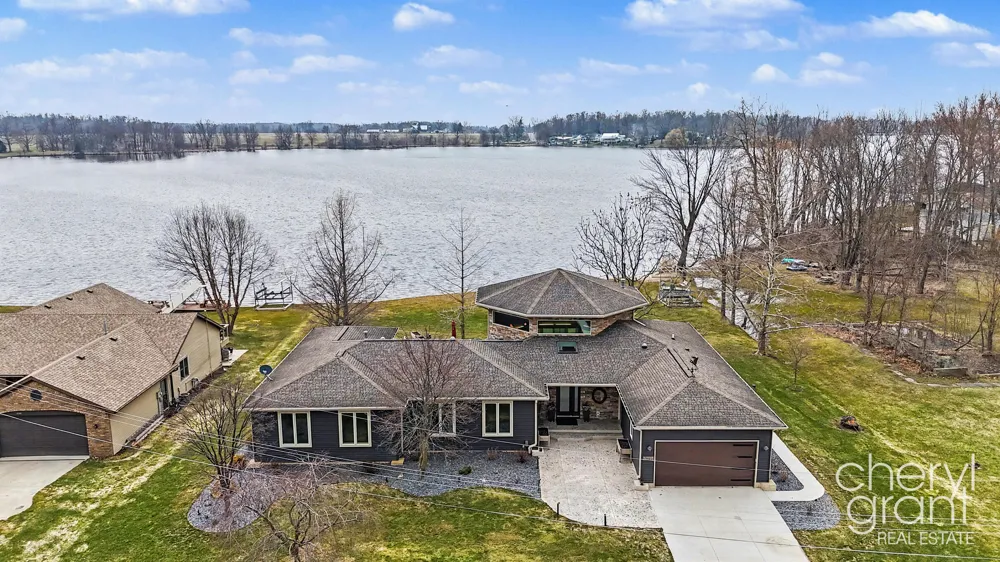 7022 Strawberry Lane Clarksville, MI 48815