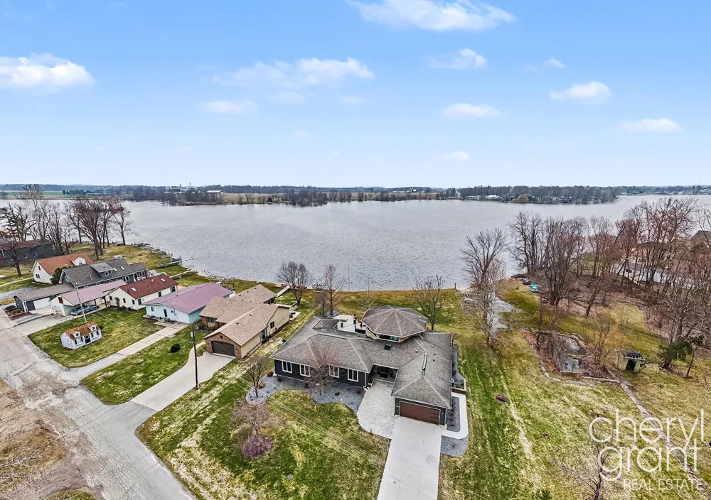 7022 Strawberry Lane Clarksville, MI 48815