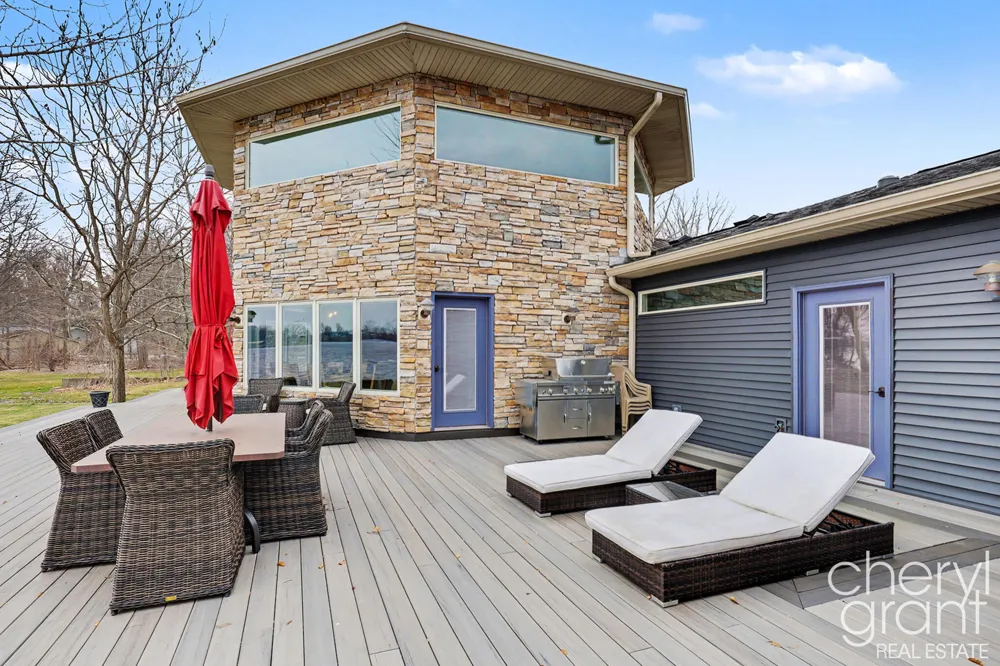 7022 Strawberry Lane Clarksville, MI 48815