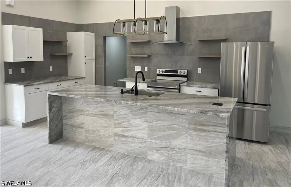 Boca Circle Naples, FL 34109