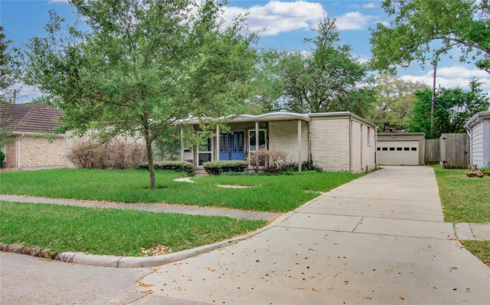 5507 Braesvalley Drive Houston, TX 77096