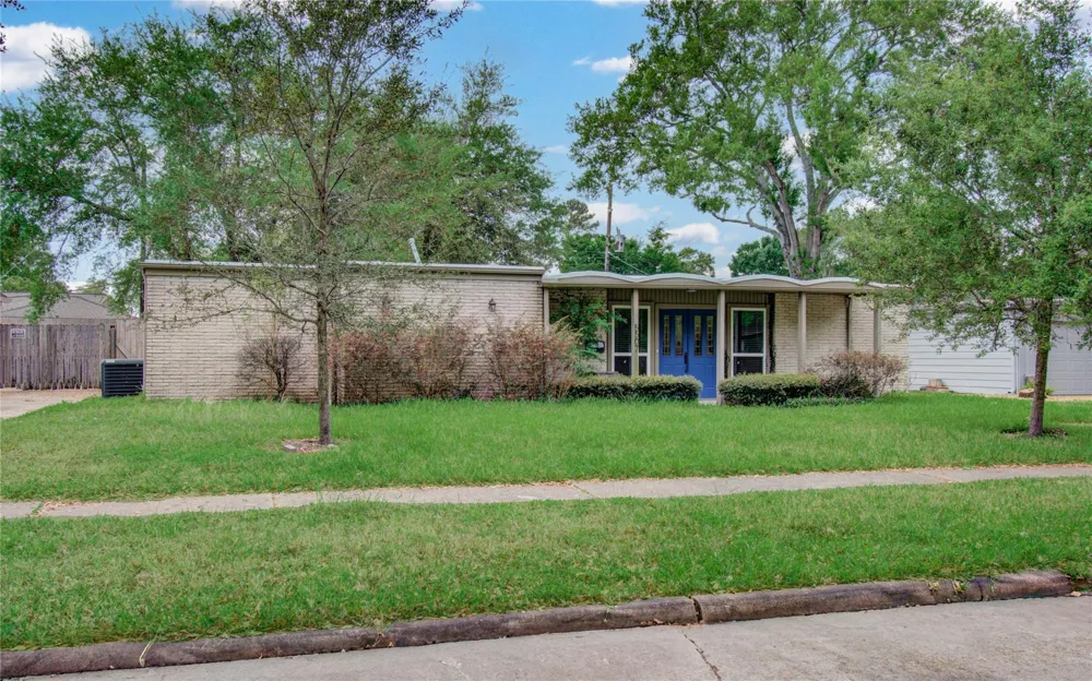 5507 Braesvalley Drive Houston, TX 77096