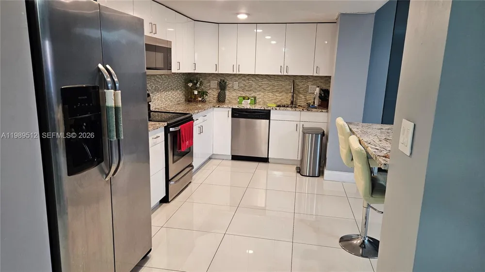 11111 Biscayne Blvd #3F Miami, FL 33181