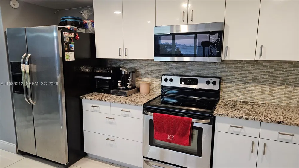 11111 Biscayne Blvd #3F Miami, FL 33181