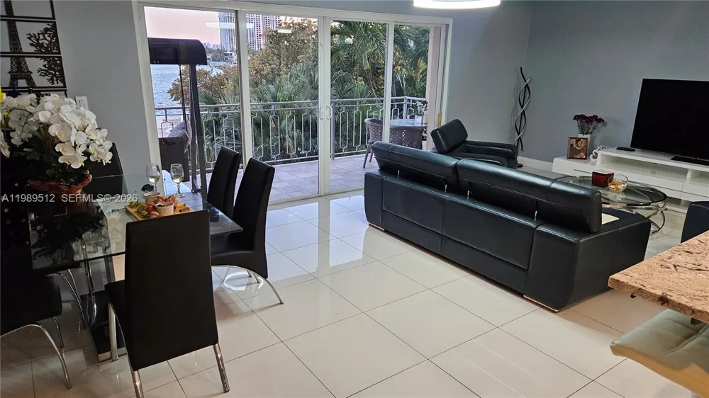 11111 Biscayne Blvd #3F Miami, FL 33181