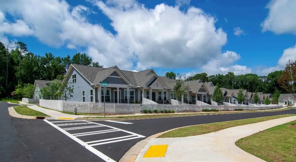 1151 Hunter Trail #84 Acworth, GA 30102