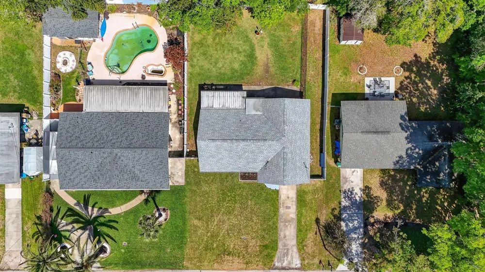 327 LONDON ROAD Daytona Beach, FL 32117